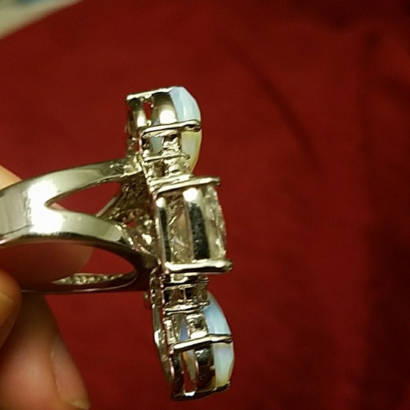 Brand new Park Lane Ring, approx size 9 PM151 - Picture 4 of 7